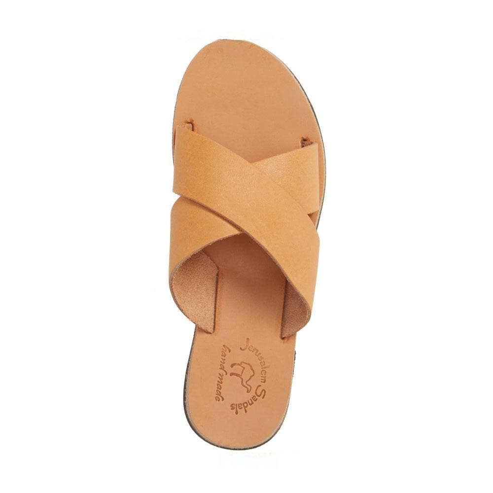Tan Isla - Ruskind Læder Slip On Sandal | Tan for engroshandel på Faire3