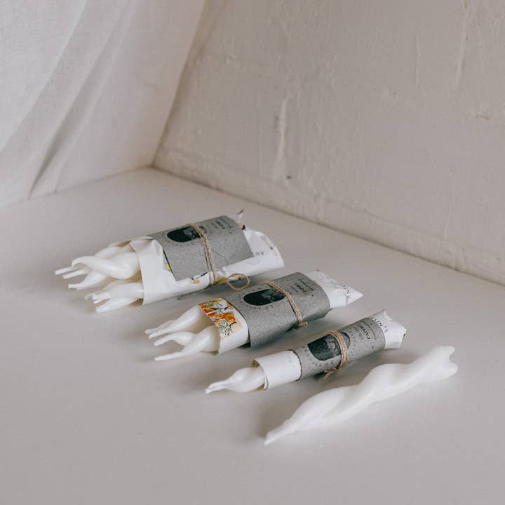 Bougie rituelle courte tressée PAPIRO 13 g/15 g (blanche : ouverture de voie et clarté) pour la vente par Antevasin´s Store