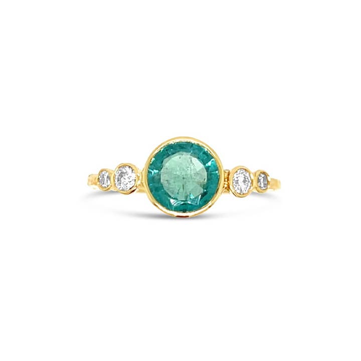Zambisk smaragd- och diamantring i 14k gult guld för wholesale av Emily Amey Jewelry