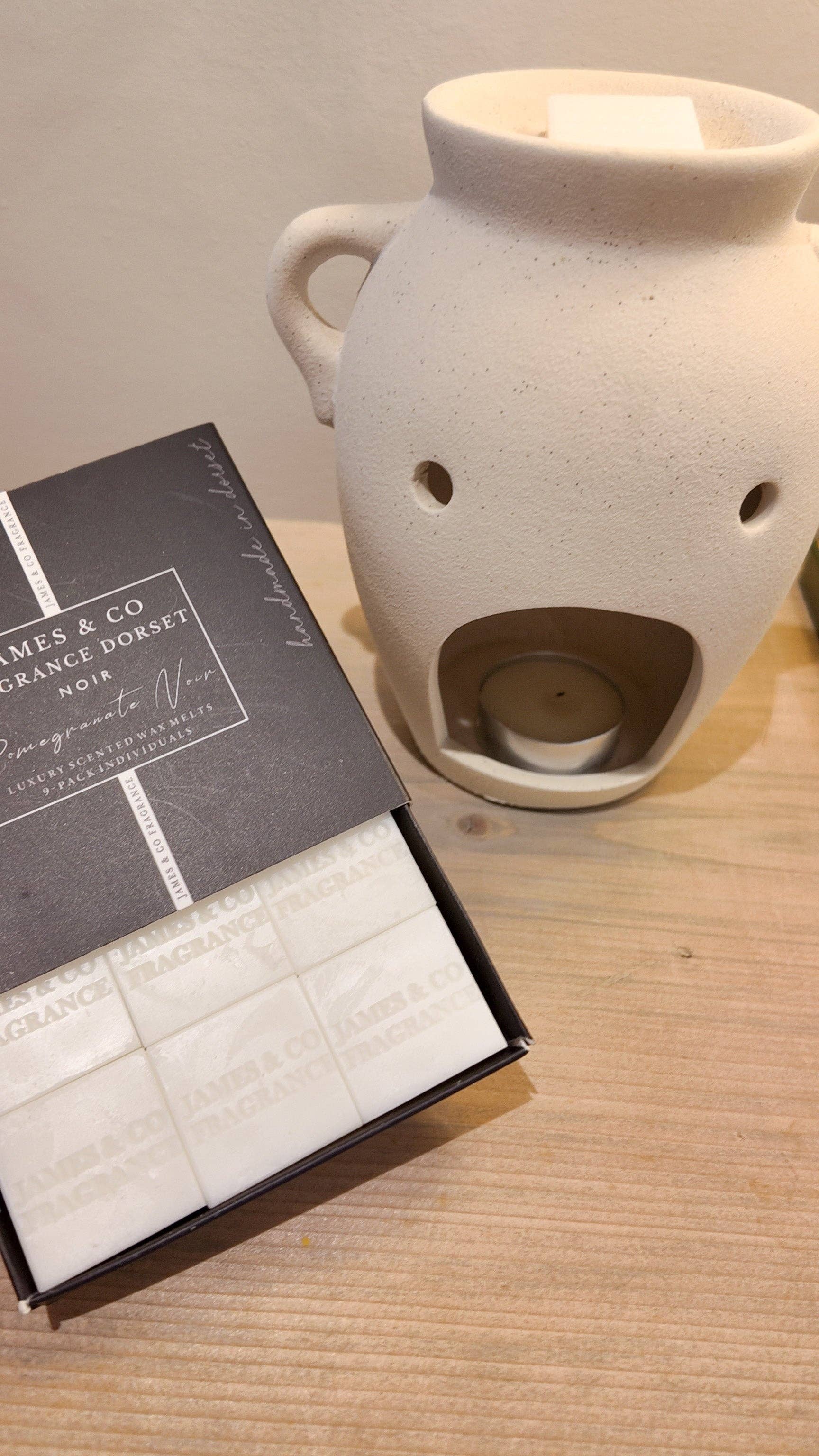 James & Co Fragrance - Wholesale Wax Warmer - Luxury White Textured Tealight Wax Melter3