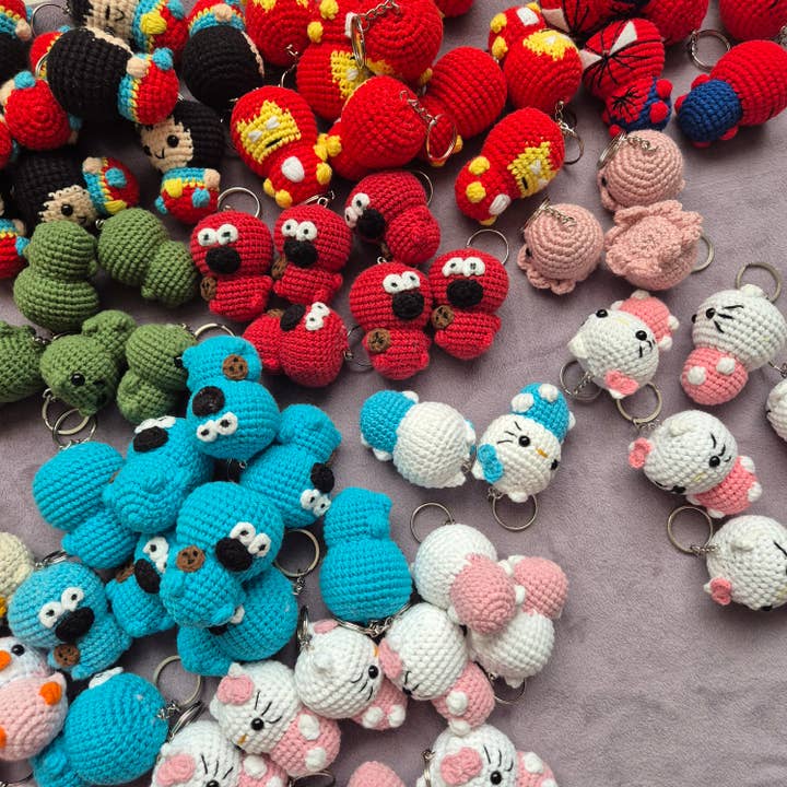 despinacrafting – Porta-chaves - Unissexo por atacado – Chaveiro Amigurumi de Crochê em tamanho de dedo, Brinquedo de Pelúcia22