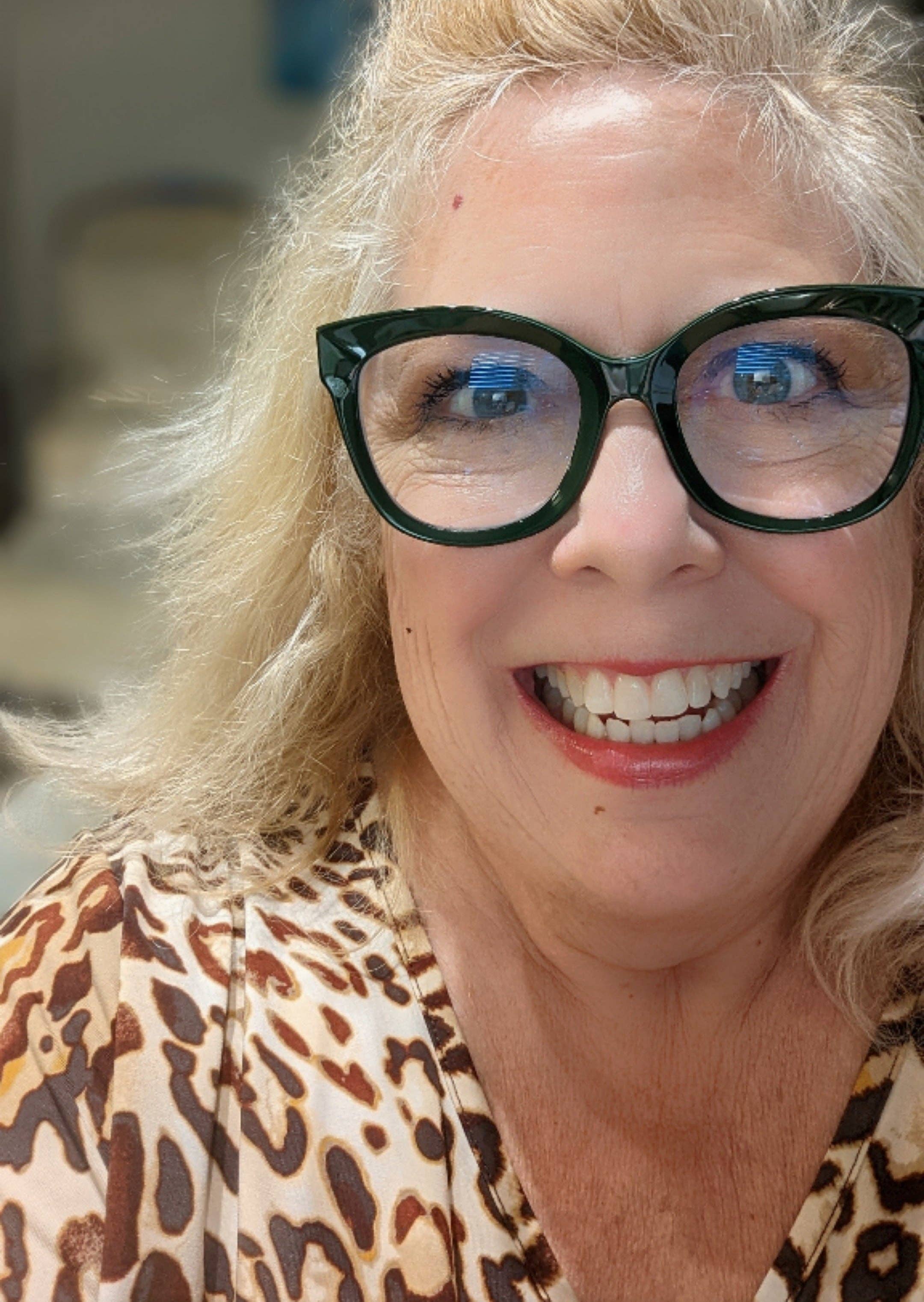 Gay Isber Designs - Wholesale Crafts, Hobbies & DIY - Autographed by Gay Isber Making WOW Jewelry book published by Fox Chapel Publishing6