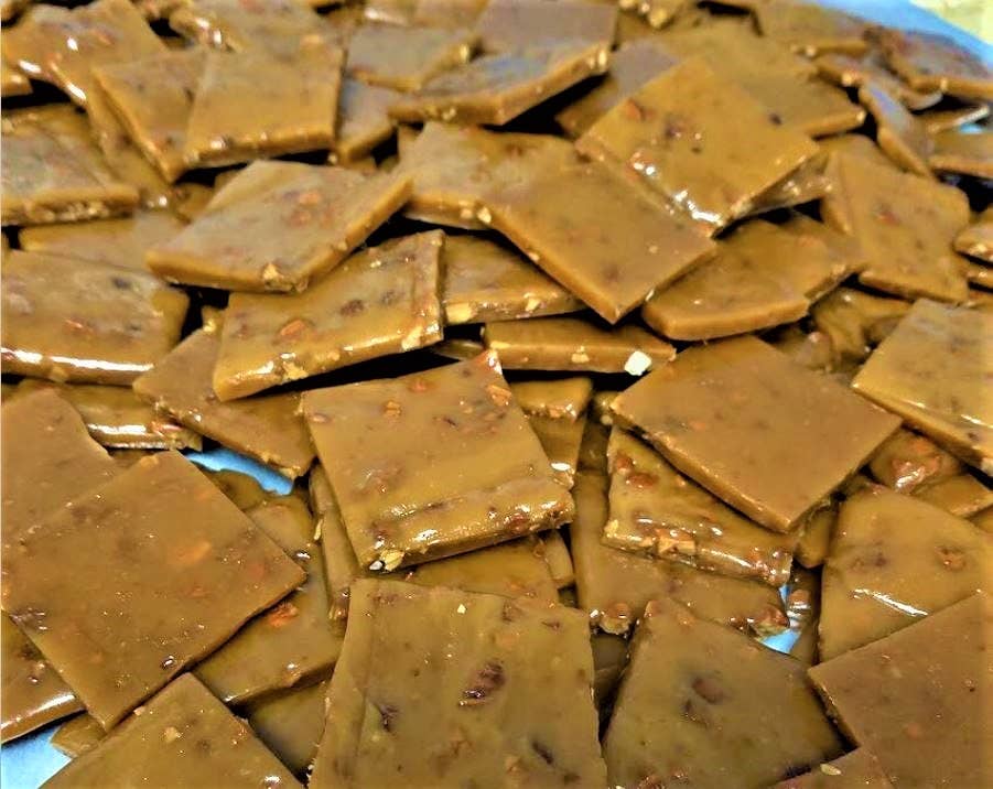 Sweet on Vermont Artisan Confections - Wholesale Brittle - Maple Brittle With Almonds - Pouch1