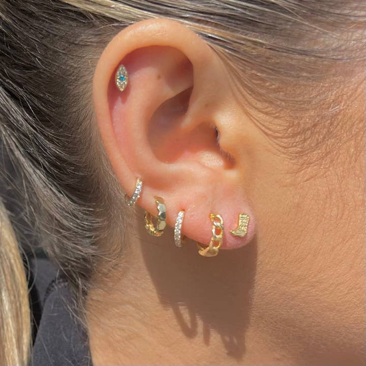 Nikki Smith Designs - Venta al por mayor Pendientes de botón/aretes de poste - Pendientes con forma de bota de vaquero3