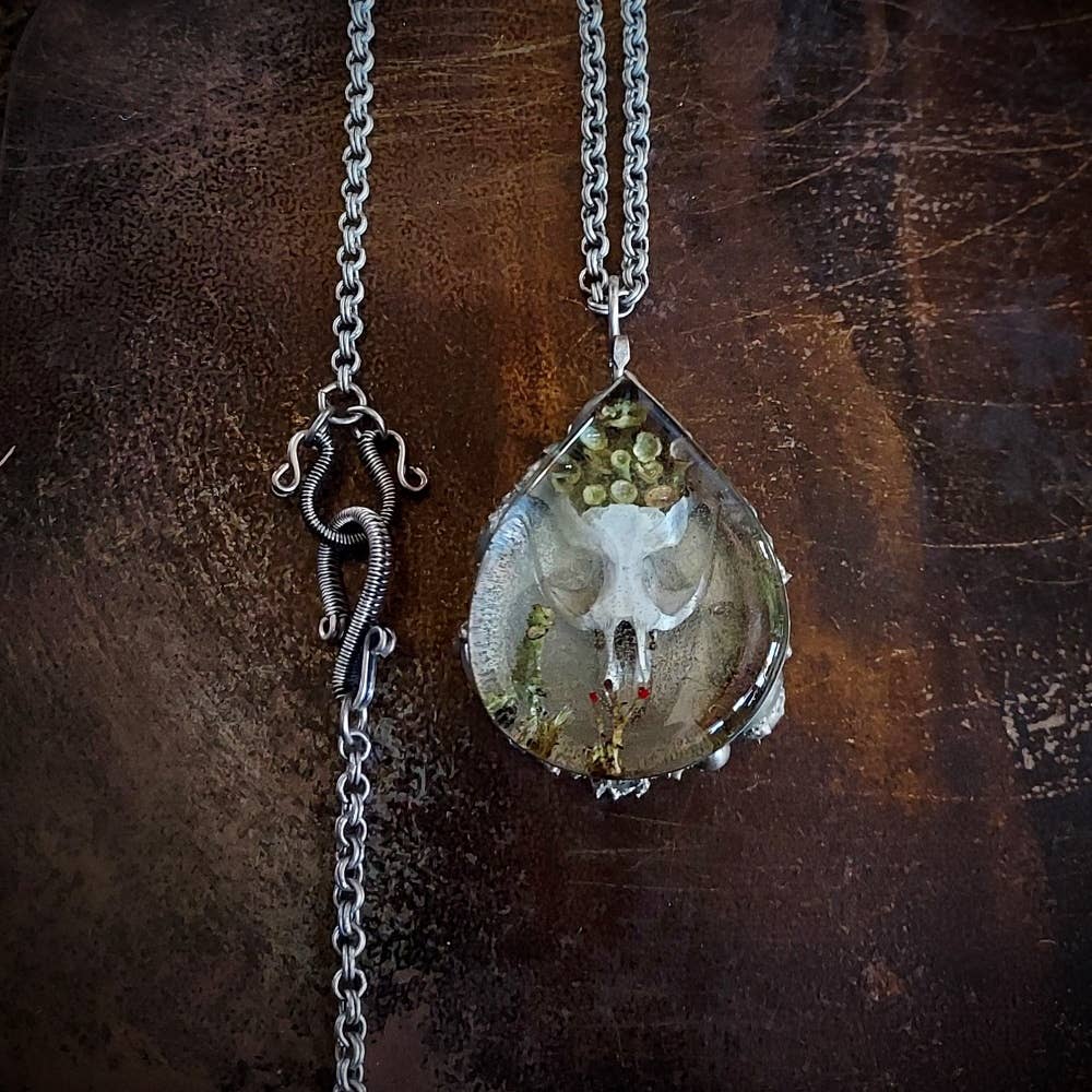 Baba Yaga - Wholesale Pendant/Charm Necklace - Crowned Guardian Necklace1