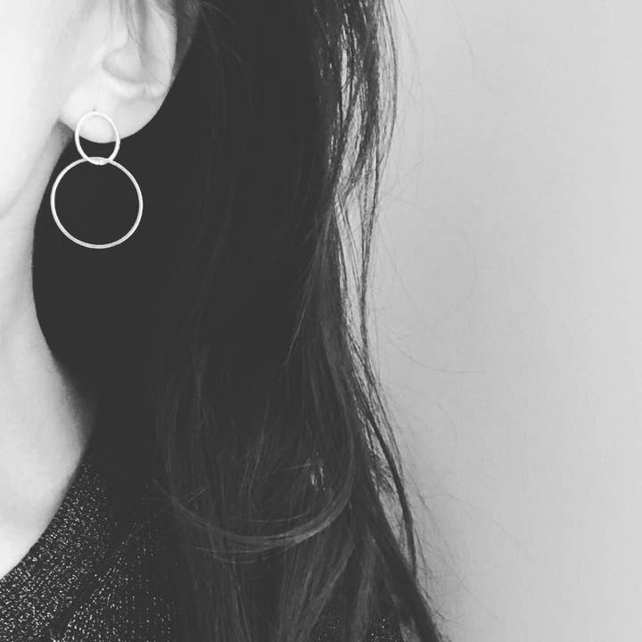 musthavemustget - Wholesale Hoop Earrings - Asymmetric Hoop Earrings