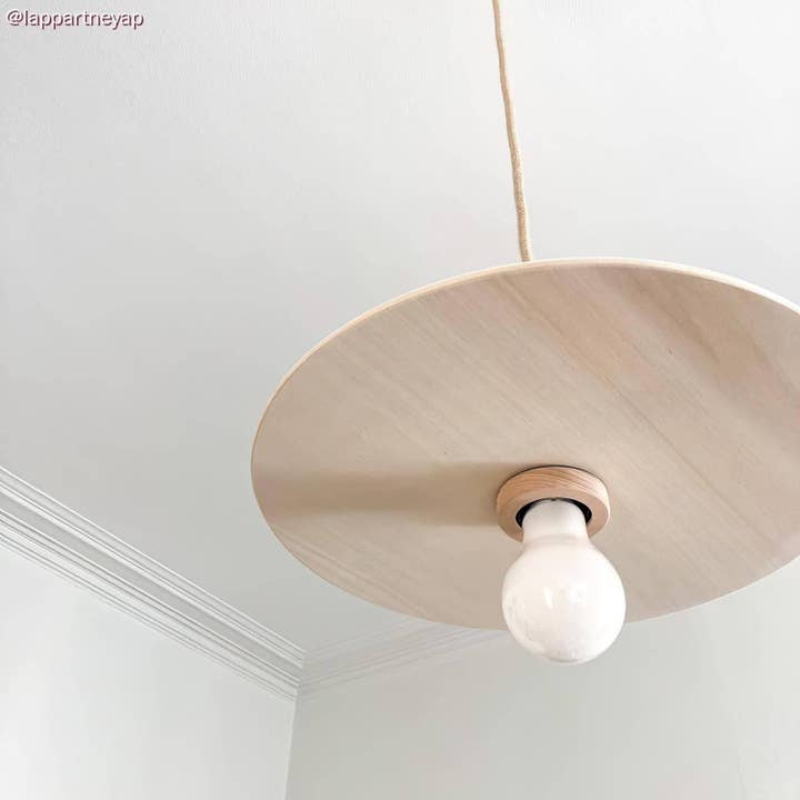 LIGHTINUP S.R.L. - Wholesale Lamp Shade - UFO lampshade in natural wood
