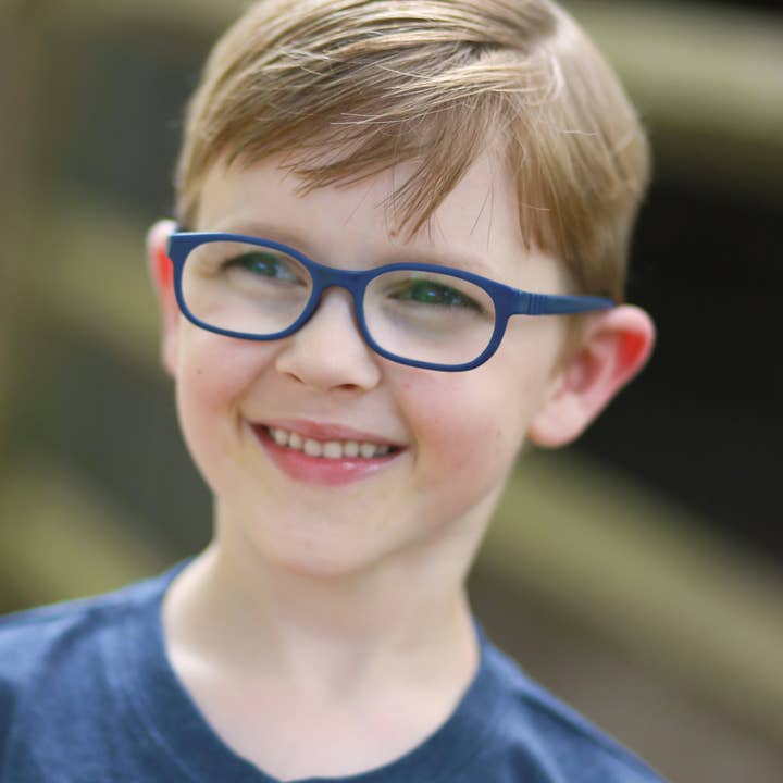 Taille 44 Cadre Wyatt *10 Couleurs Disponibles* pour la vente par Kids Bright Eyes