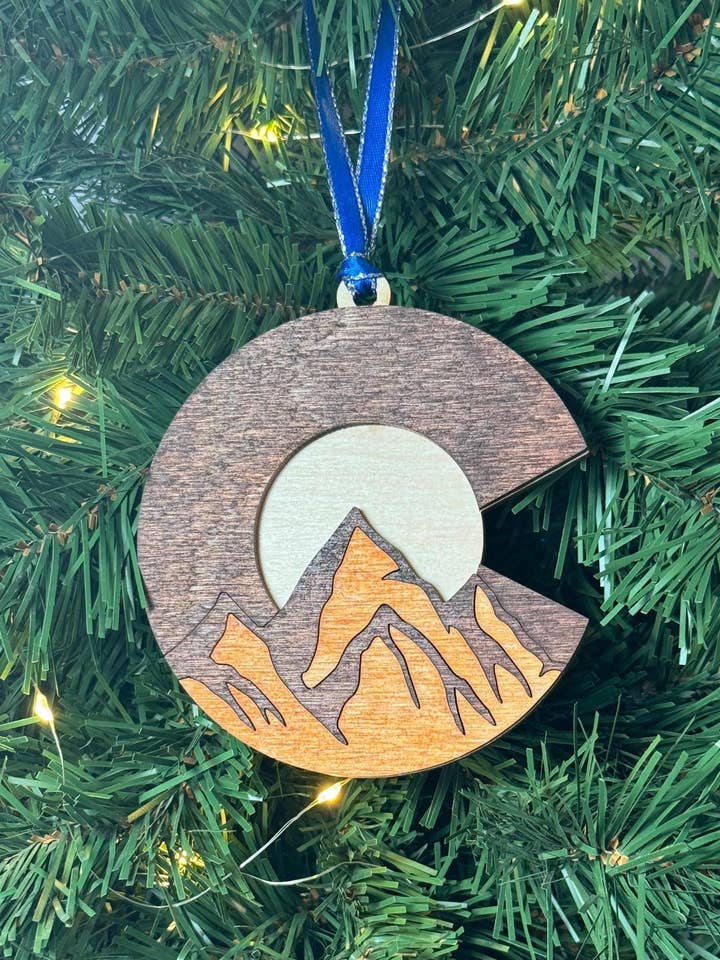 Adorno de Navidad de Montaña de Colorado Madera para venta al por mayor de The Mas Boutique