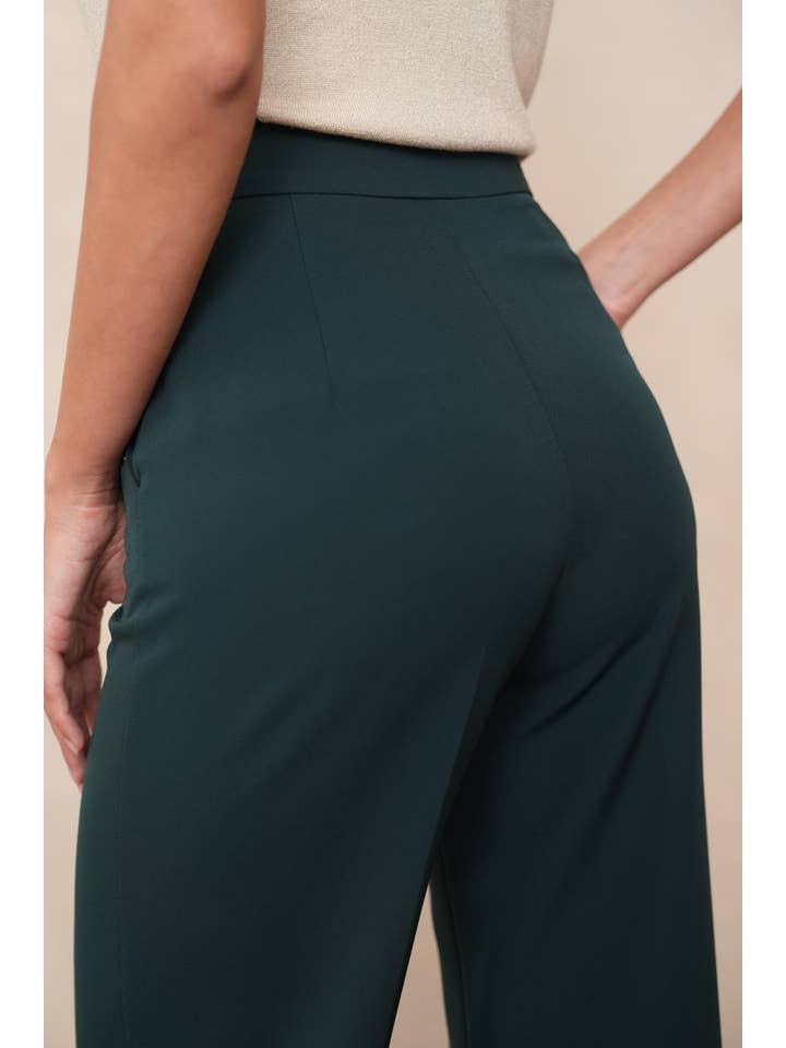 Attentif Paris – wholesale Byxor - Dam – Solid raka byxor med hög midja30