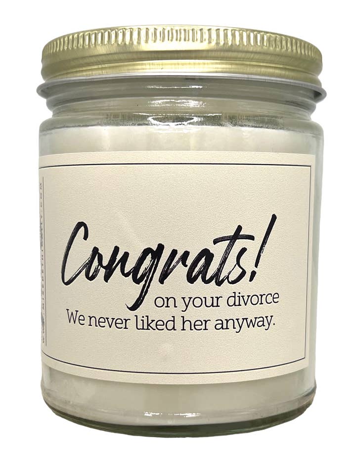 Mixed Ethically Congratulazioni! sul tuo divorzio, la sua candela di soia da 8 once per la vendita all'ingrosso da parte di Mixed Ethically