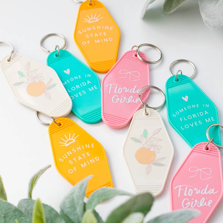 Declaration & Co - Vente Porte-clés – unisexe - Porte-clés rétro d'hôtel - Quelqu'un en Floride m'aime4