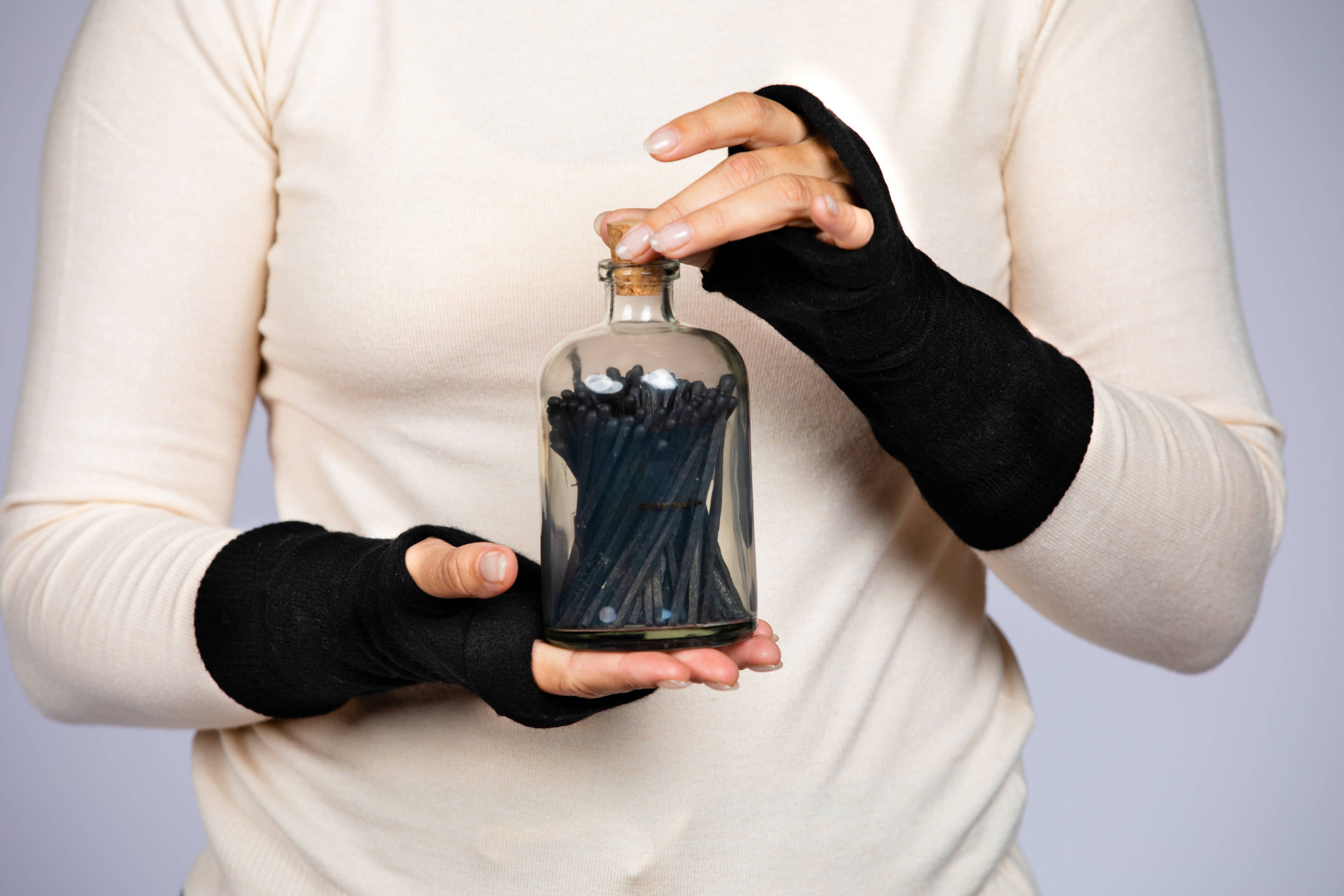 B.B. Sheep - Wholesale Gloves - Women's - Pure Cashmere Fingerless Gloves4