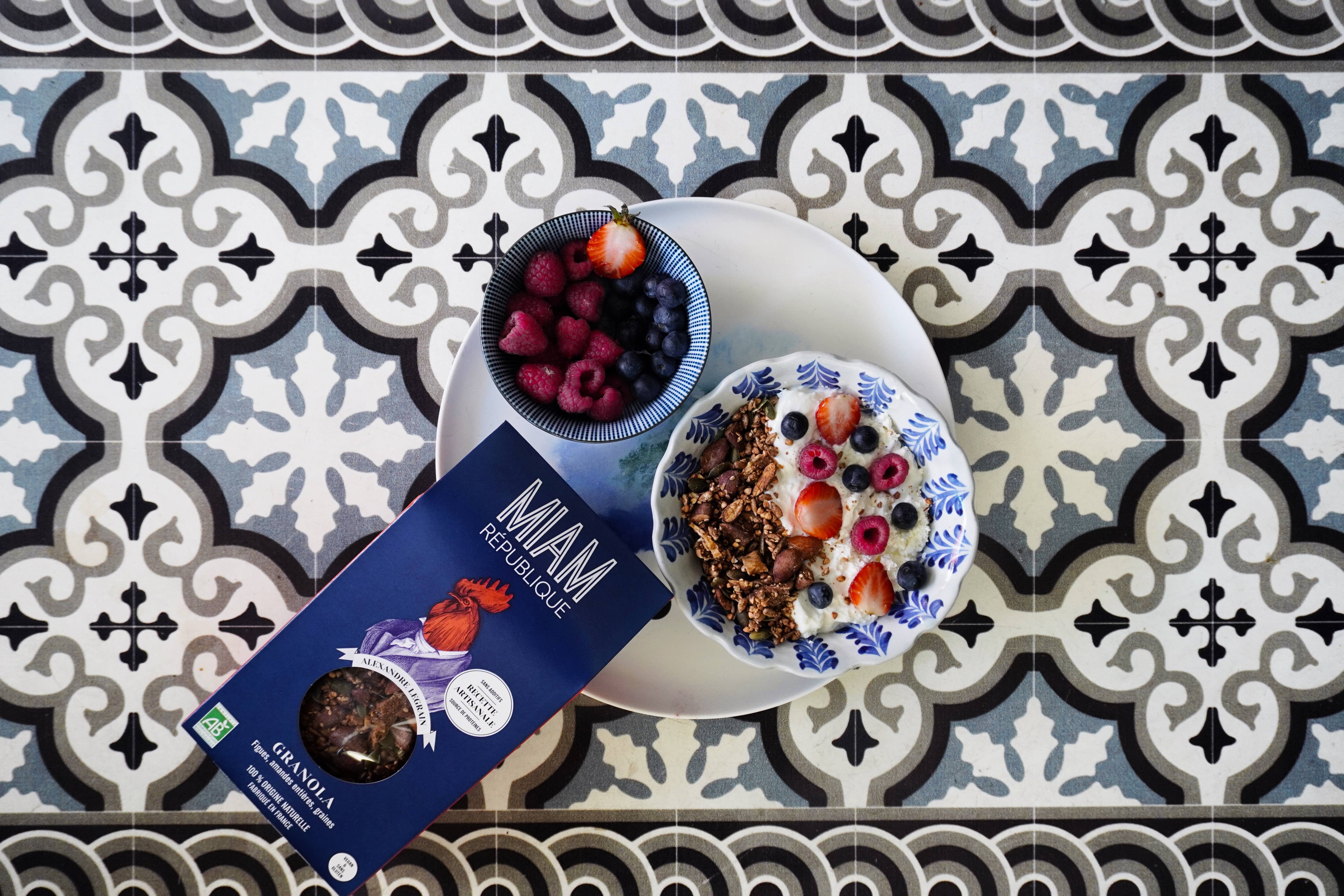 MIAM REPUBLIQUE – Großhandel Granola – BIO-GRANOLA FEIGEN, MANDELN & KERNE 350g - KNUSPER-MÜSLI2