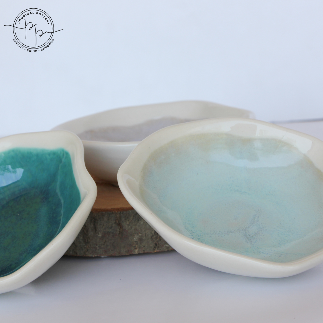 Prodigal Pottery - Vendita all'ingrosso Ciotole/Piatti decorativi - Piatto per caramelle artigianale1