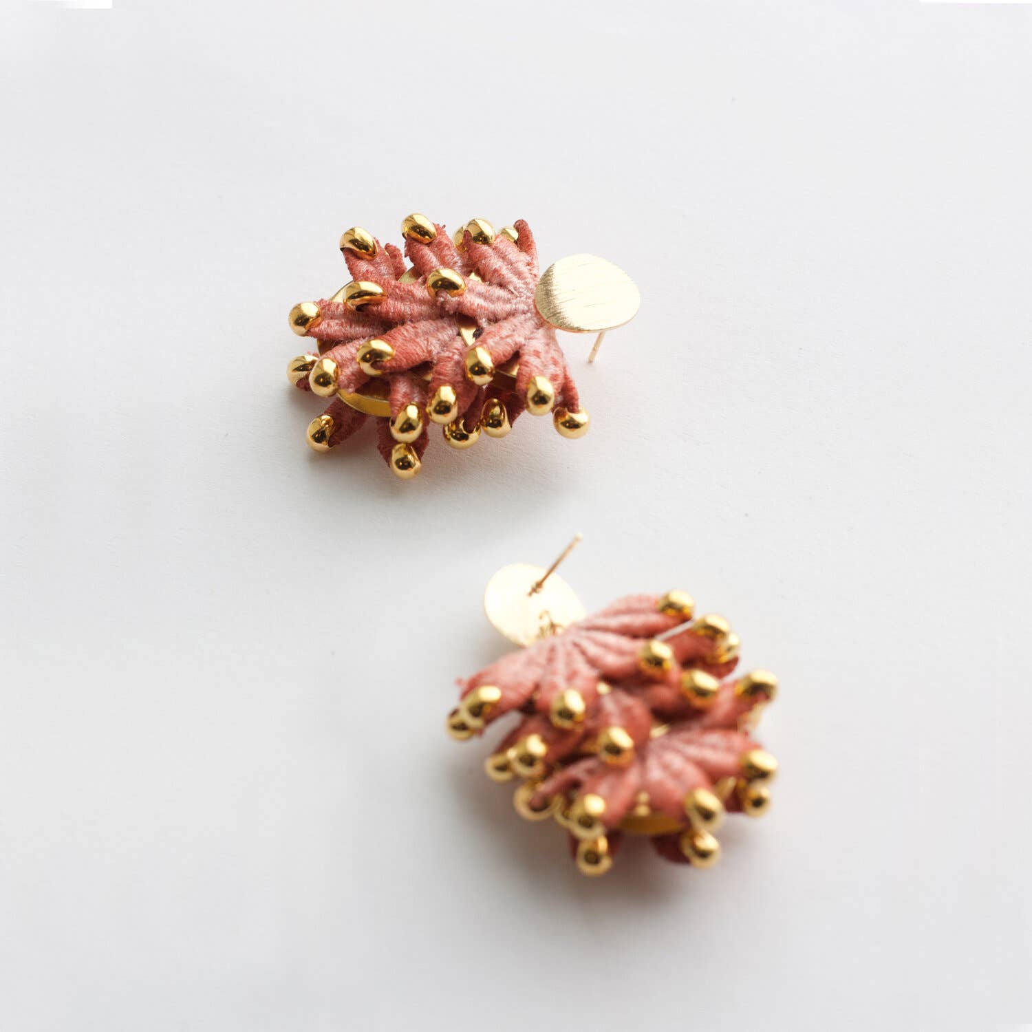 This Ilk - Vente Clous d'oreille - Boucles d'oreilles Corallia18