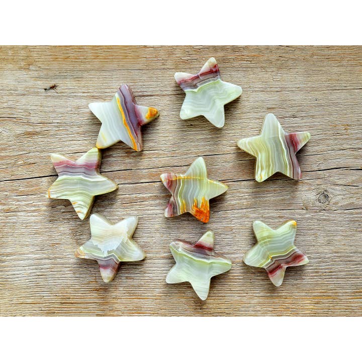 Kaia & Crystals – Großhandel Spiritueller Stein/Kristall – Rosafarbener Onyxstern (60 mm)3