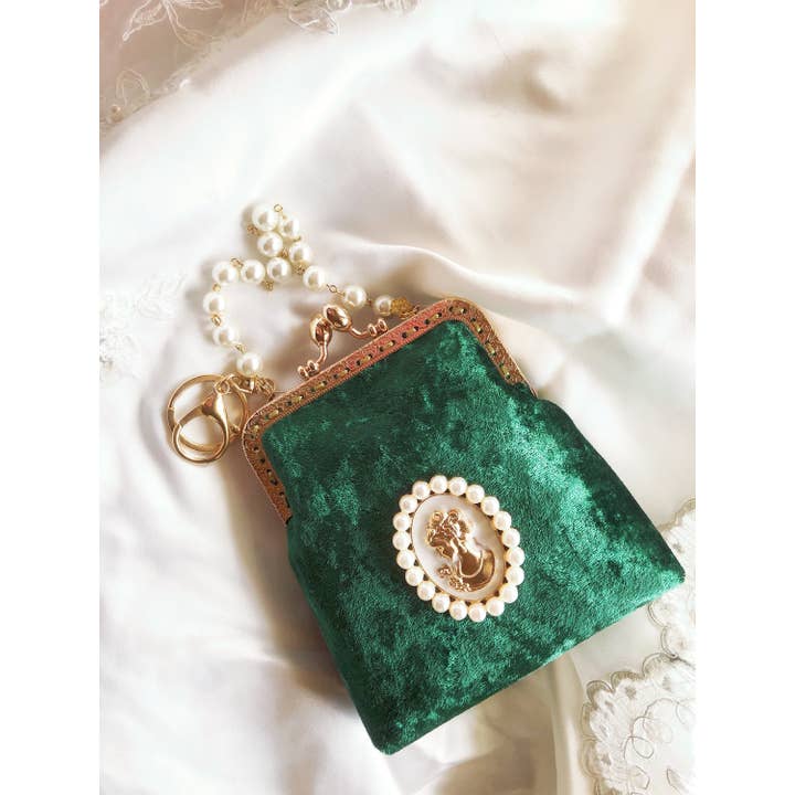 LeisTextileStudio - Wholesale Wallet - Women's - Handmade Velvet Vintage Kiss lock Handbag With Card Holder4