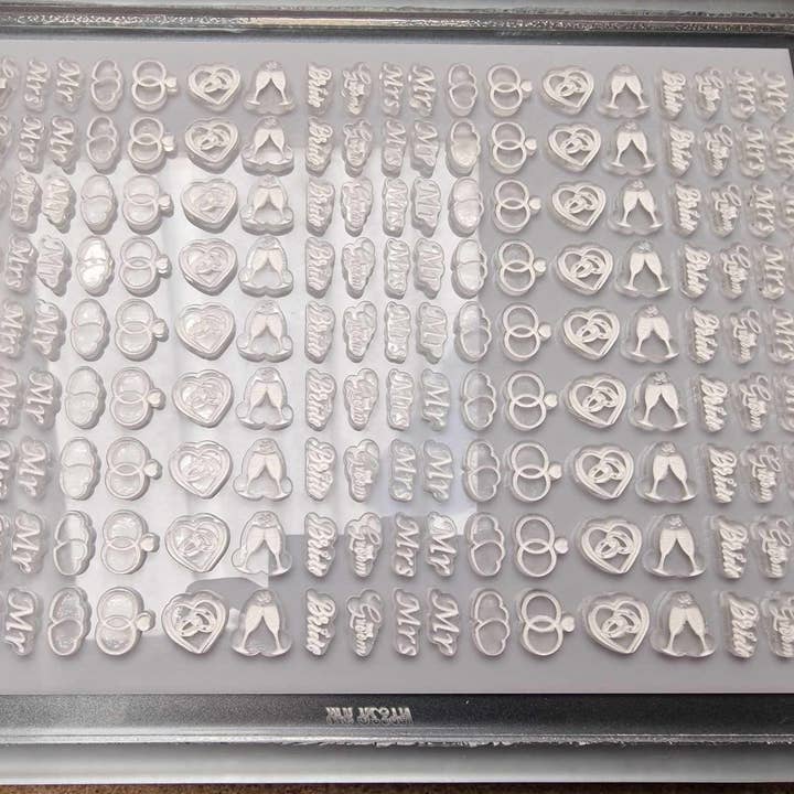 Wedding, Marriage Mr & Mrs Scoop / Scoopy / Scoopies / Gummies / Candy Silicone Mould for wholesale by Mr Resin