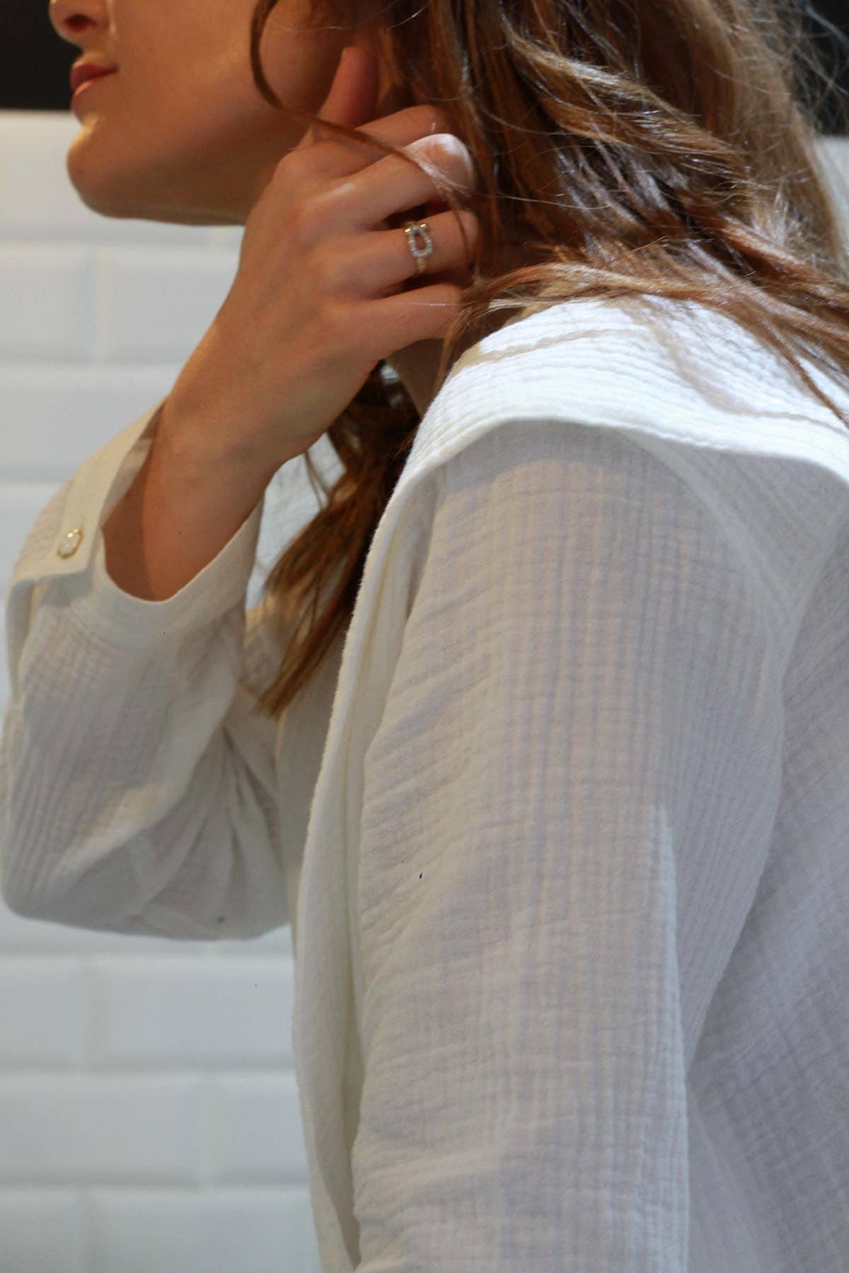 You&Milk - Wholesale Nursing Top - Maternity - Nursing shirt "Le Milk C’est Chic" (white or black)4