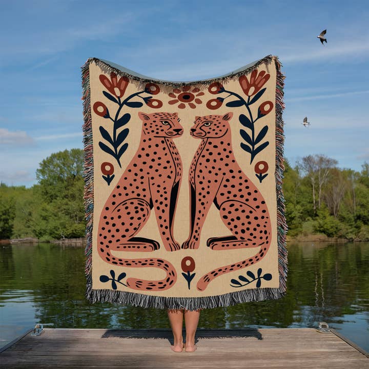 CasaIuliia - Wholesale Throw Blanket - Terracotta Cheetah Blanket – Cozy Modern Jacquard Throw5