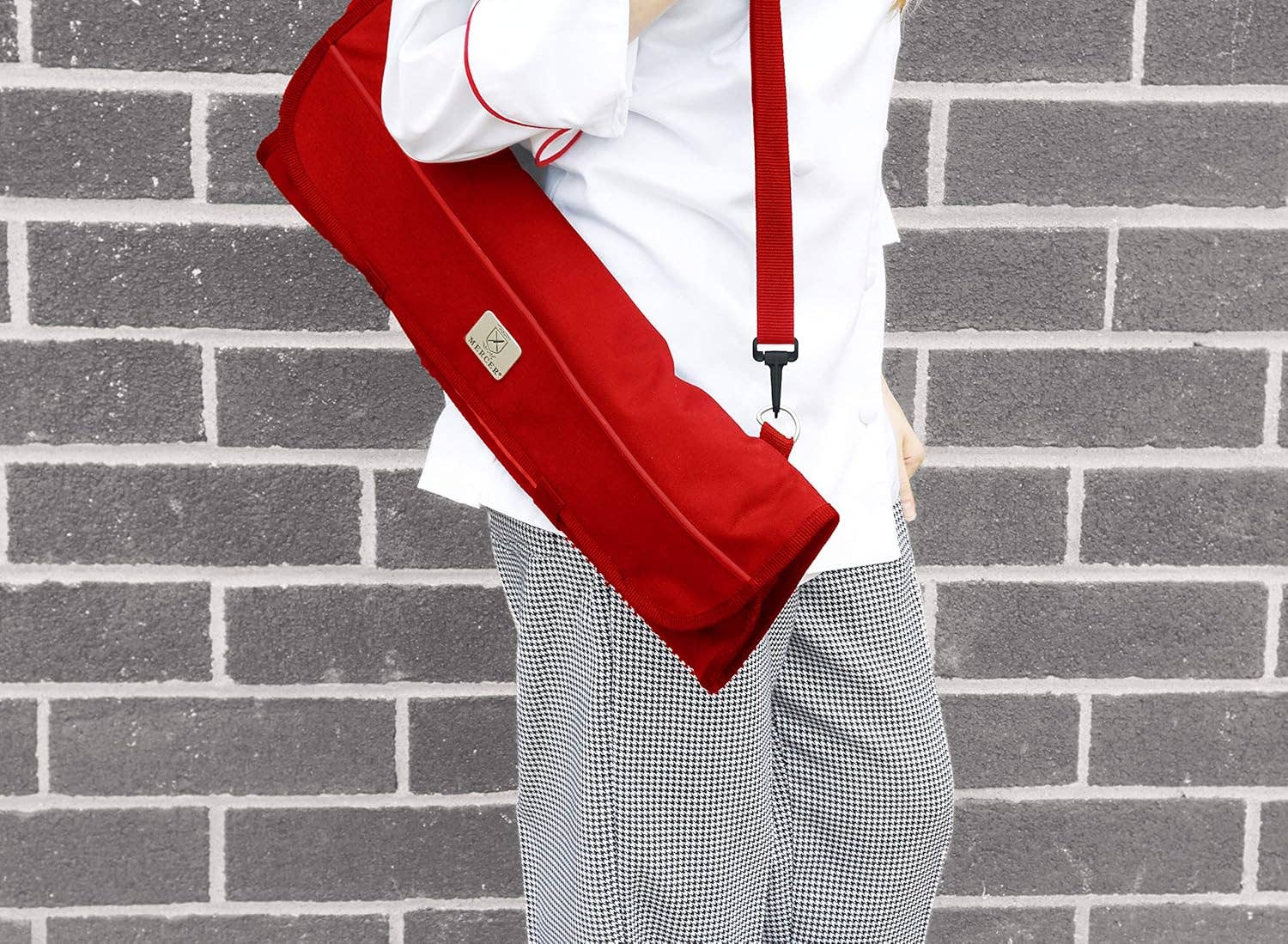 Barfly Mixology Gear & Mercer Culinary - Vente Rangement pour couteaux - Mercer Culinary Rouleau à Couteaux 7 Poches, Rouge4