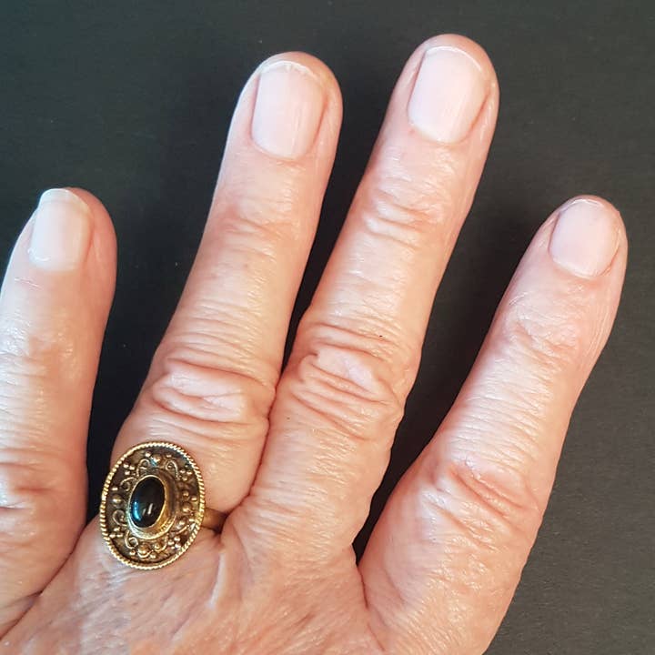 Galerie Indra - Wholesale Single Stone/Solitaire Ring - Medieval Renaissance Style Gemstone Rings-Gold. Adjustable.1