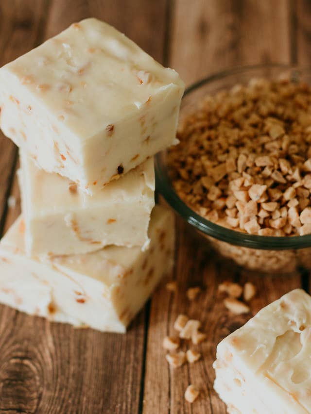 Heath Bar Bits Fudge 8oz for wholesale by That Fudge Place