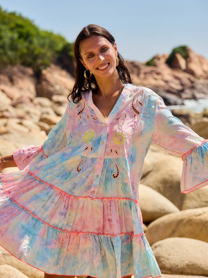 Midikleid mit Lochstickerei, ausgestellter Schnitt für den Großhandel von last queen