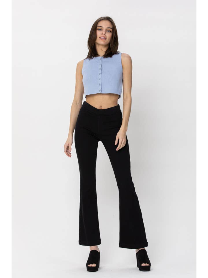 Cello Jeans - Wholesale Jeans - Women's - AB35173BLK-30 sbs Black Petite Flare Jegging (open pack)