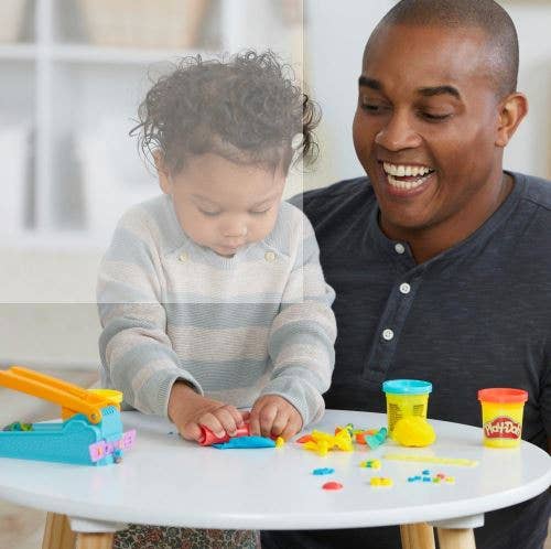 Empire Discount - Vente Lot de jouets – enfant - Usine à Fun de Play-Doh2