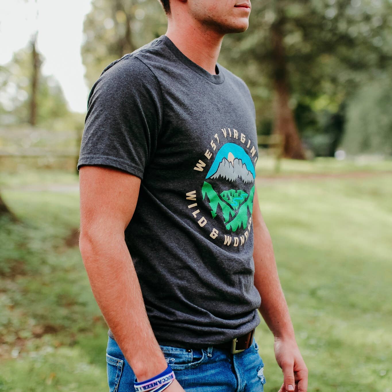 Loving WV - Wholesale T-shirt met print - Uniseks - Wild & Wonderful Scenery Shirt5