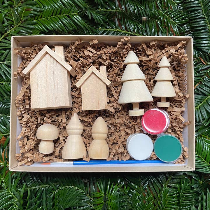 Bramble Workshop - Wholesale DIY Craft Kit - Gnome Village Craft Kit