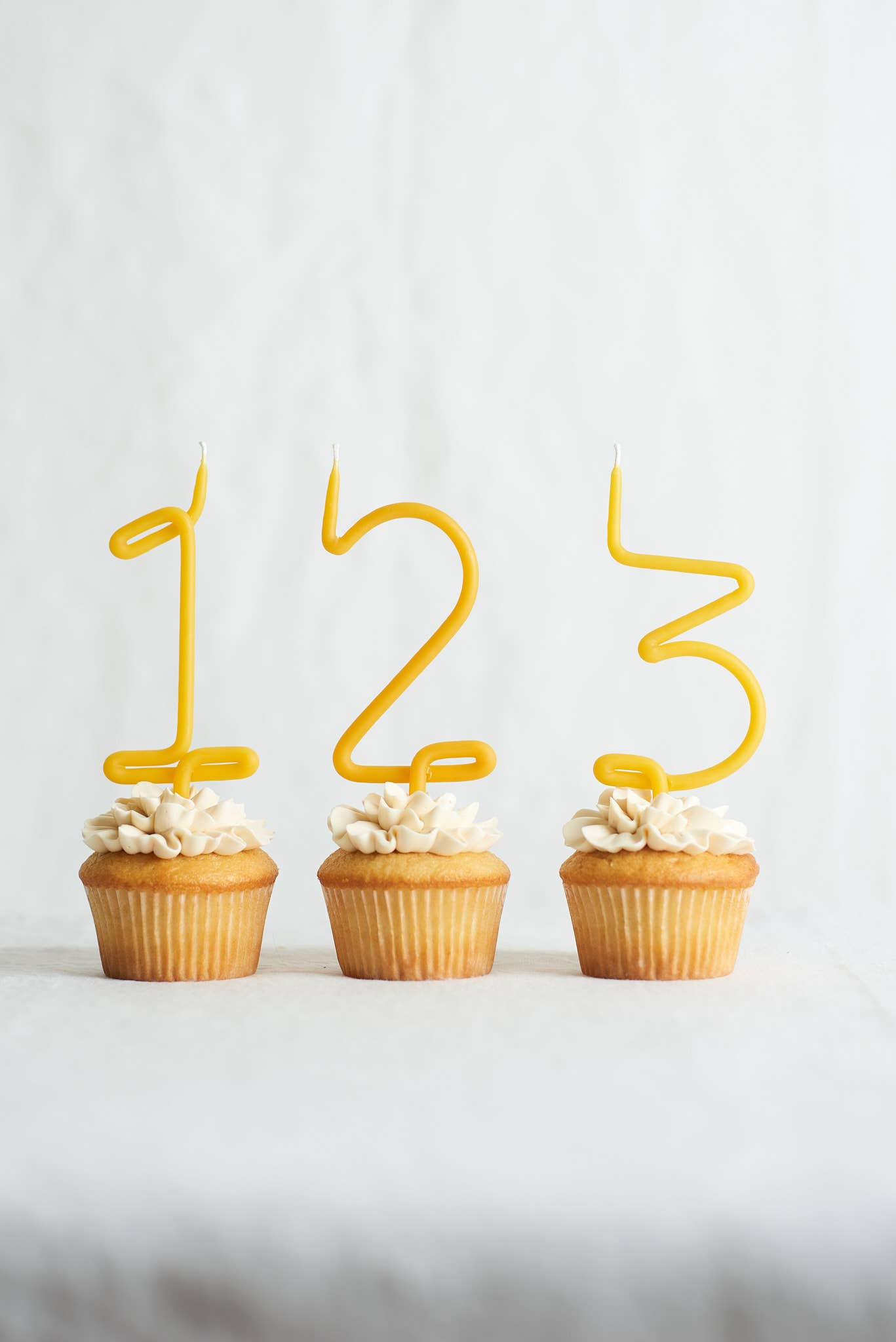 Waxing Moon - Wholesale Cake Candle - Birthday Number1