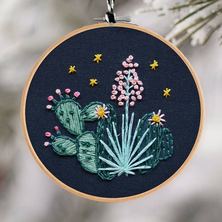 Antiquaria - Wholesale DIY Craft Kit - Holiday Decor: Cactus DIY Embroidered Christmas Ornament Kit0