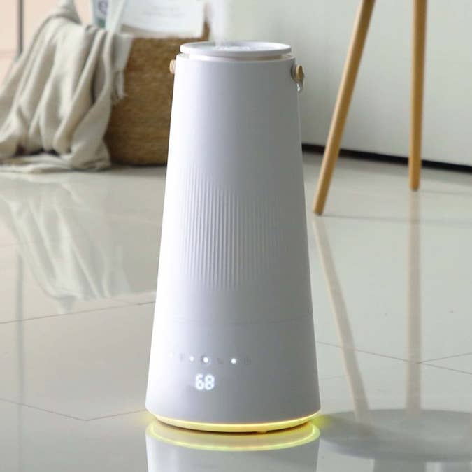 H10 Warm/Cool Mist Humidifier with Aroma Therapy for wholesale by Objecto