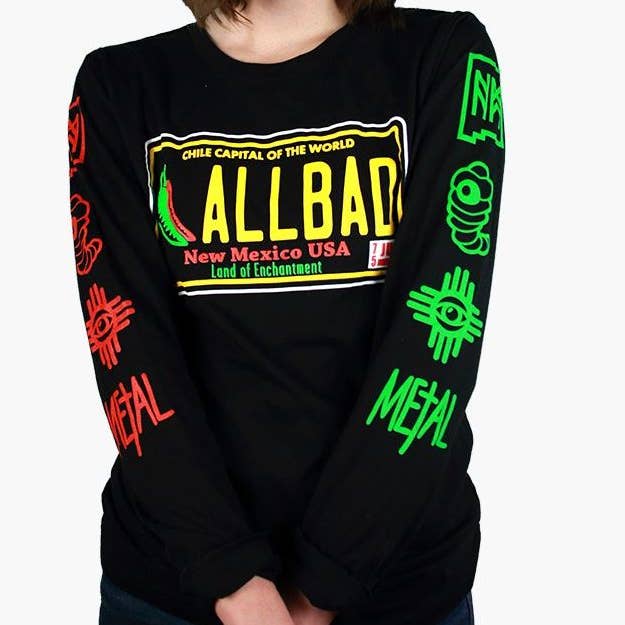 All Bad Chile Plate - Manches longues unisexes noires pour la vente par Metal the Brand