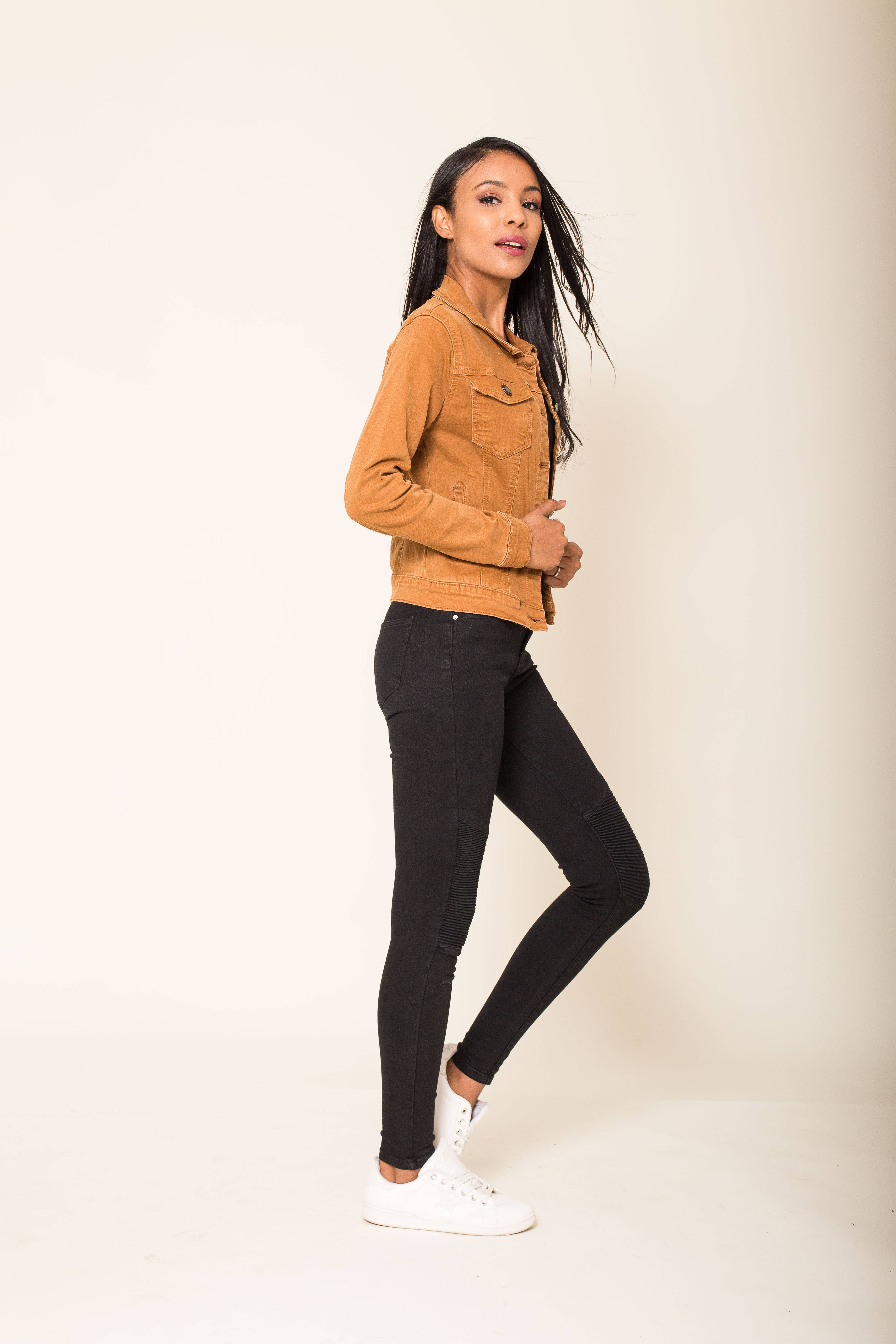 Nina Carter - Wholesale Jas - Dames - Stretch nauwsluitend jack kleur J212A78