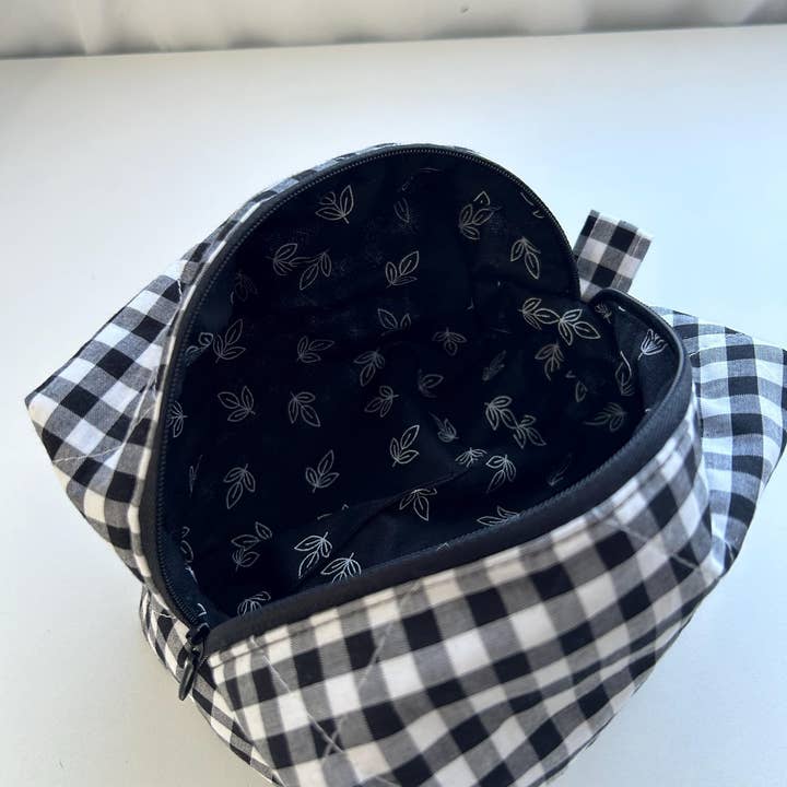 DaintyLuxeAU – bolsa de maquilhagem e cosméticos por atacado – Bolsas de maquiagem variadas: xadrez vichy, acolchoada, com formato quadrado, diversos tamanhos6