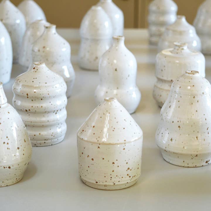 Karolina Bednorz Ceramics - Wholesale Vase - NUDE Ceramic Decorative MAXI Table Vases Handmade in Italy7