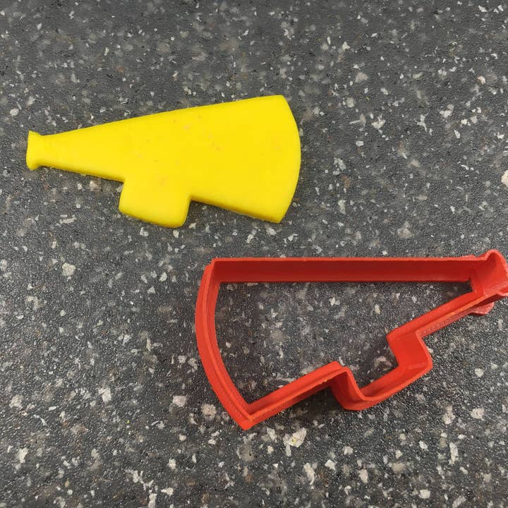 Megafoon Cheer koekjessnijder voor wholesale door CookieCutterSupply