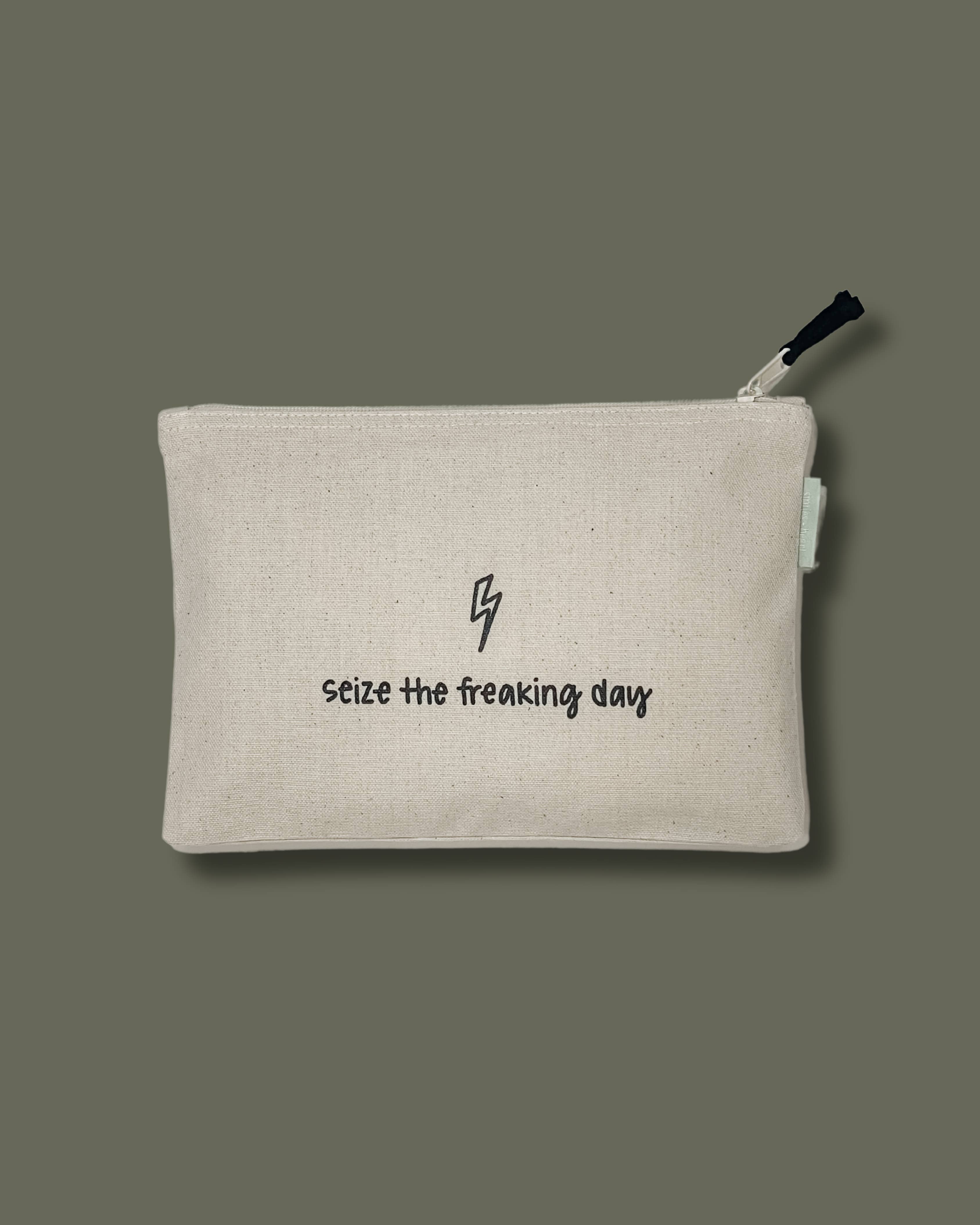 Smiles + Heart - Wholesale Pouch - Women's - Zipper Pouch Starter Bundle 2 (16 Zipper Pouches)2