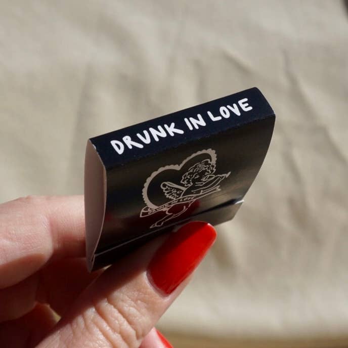 artxnikki - Wholesale Matches - “Drunk In Love” Cupid Champagne Matchbook