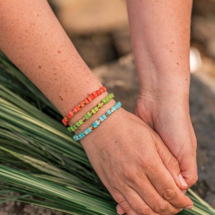 Pretty Pink Eco-Jewellery – wholesale Beaded bracelet – Friendship Tagua Bracelet9