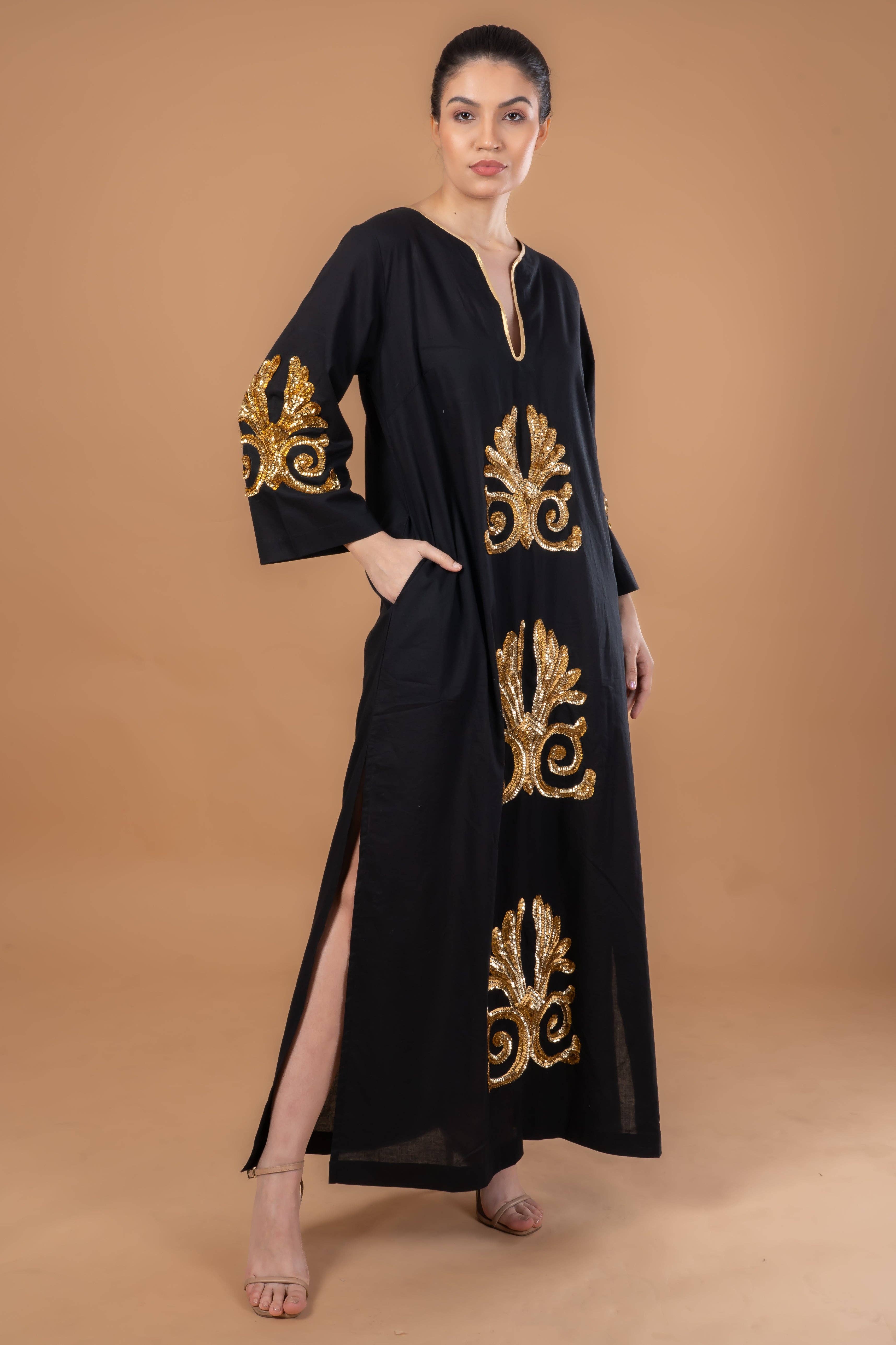 Anannasa Lifestyle - Wholesale Dress – Women's - VICKY SIMONE MAXI DRESS BLACK GOLD SEQUINS