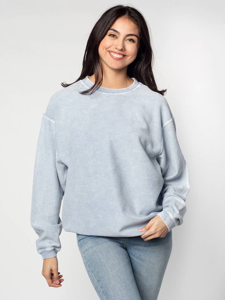 Das originale Rundhalsshirt aus verwaschenem Denim für den Großhandel von chicka-d