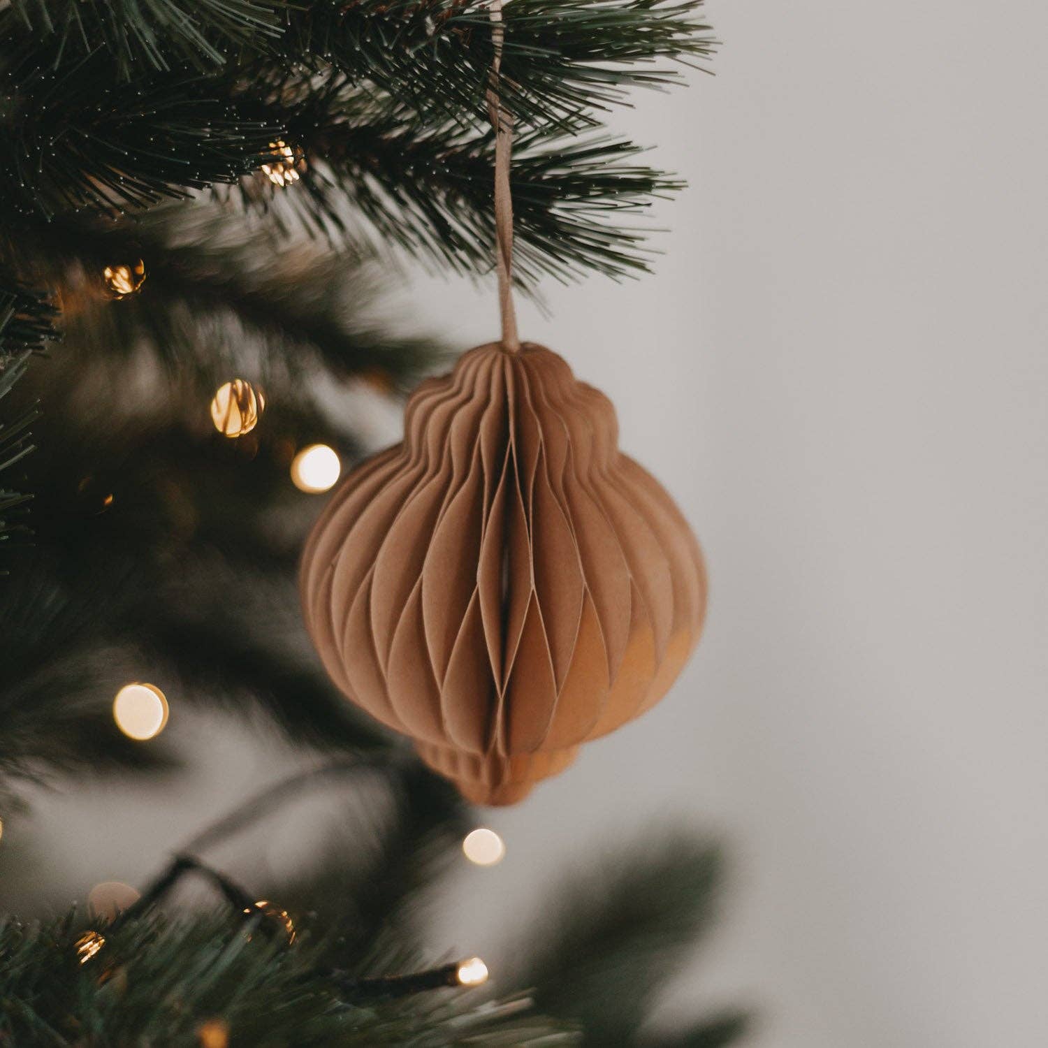 Eulenschnitt – wholesale Prydnadsset – Pappersetiketter 3-pack 10 cm brun (FP = 6 st.)0