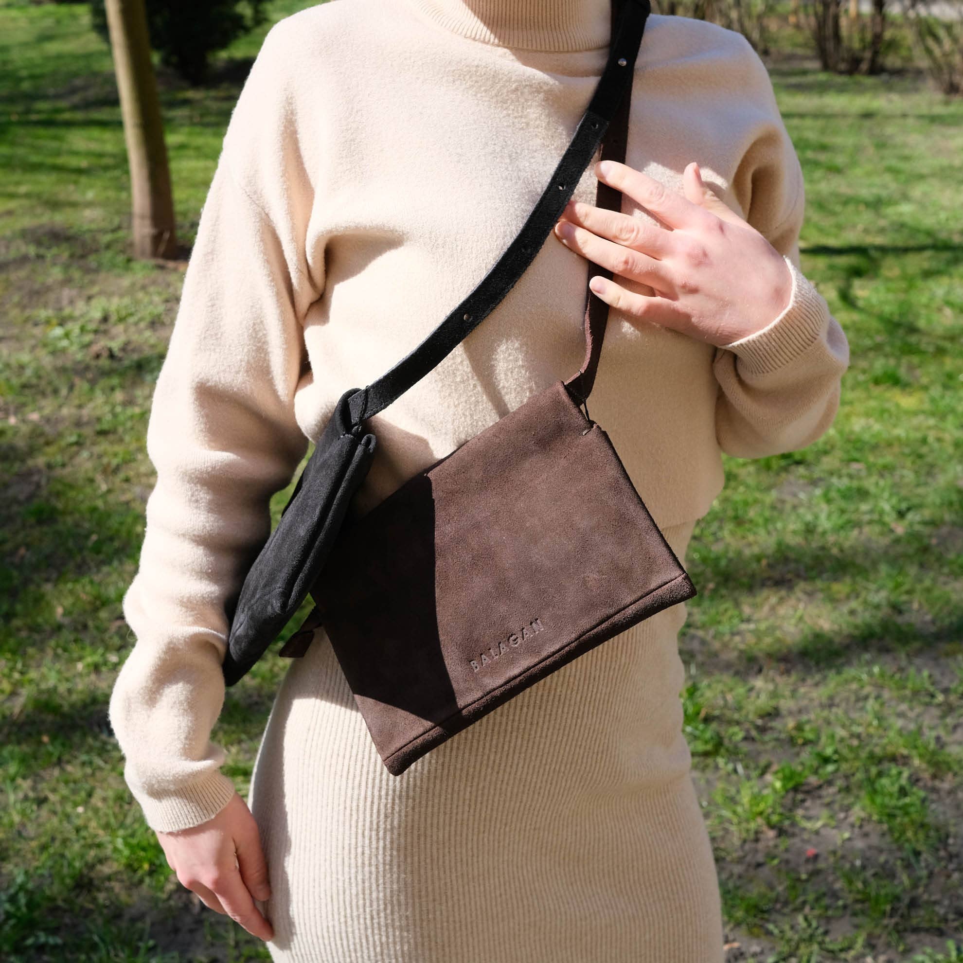 brown Shuk Bag, dark chocolate velvet for wholesale on Faire1