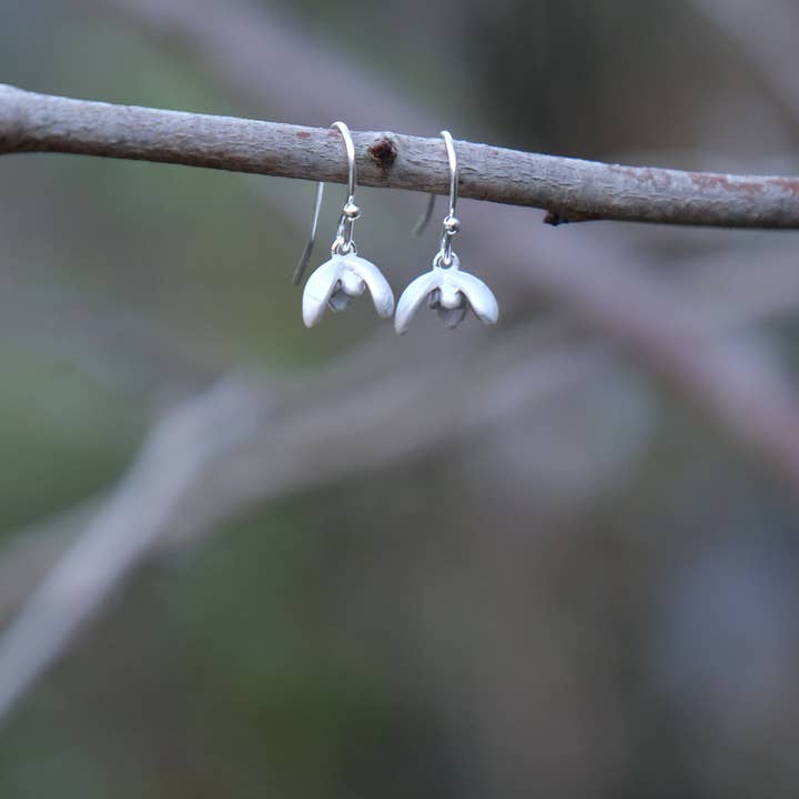 Wholesale Snowdrop White Flower Single Drop Hook Earrings for your
