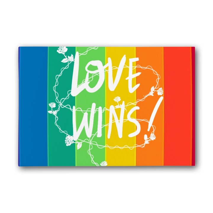 Toile tendue Premium Love Wins pour la vente par IAKAM